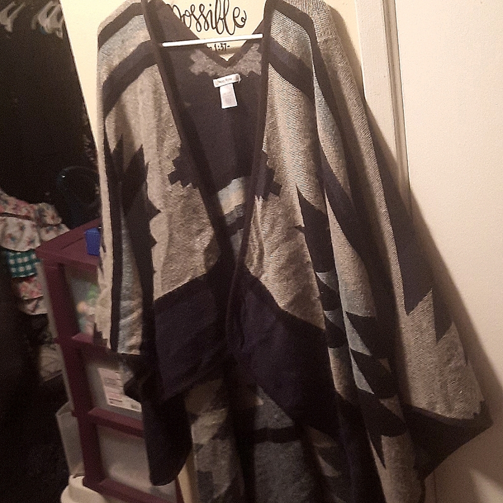 Womens cape/jacket: Black, grey, dark grey, dark blue & light blues. OS MossRose